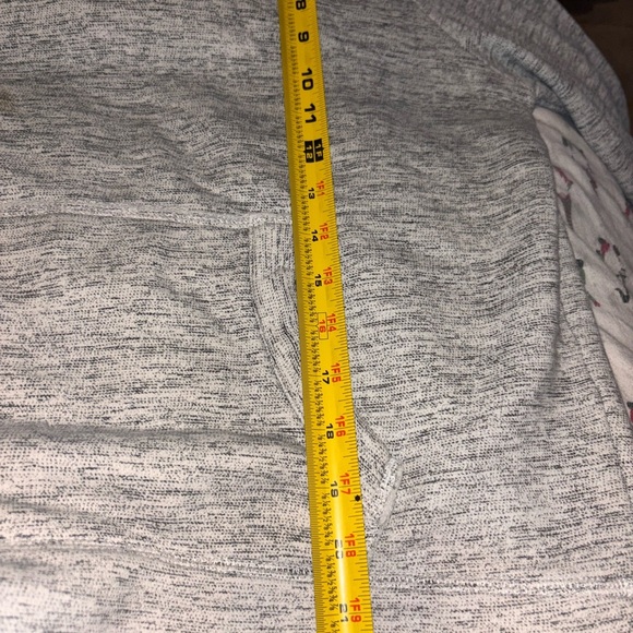 Hollister Light Gray Men's Hoodie - Picture 2 of 4